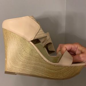 Jessica Simpson Wedge Sandals, size 8.5